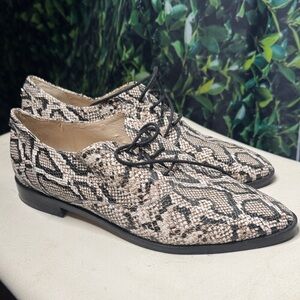 Cole Haan size 7.5 Snakeskin Patterned Women's Shoes